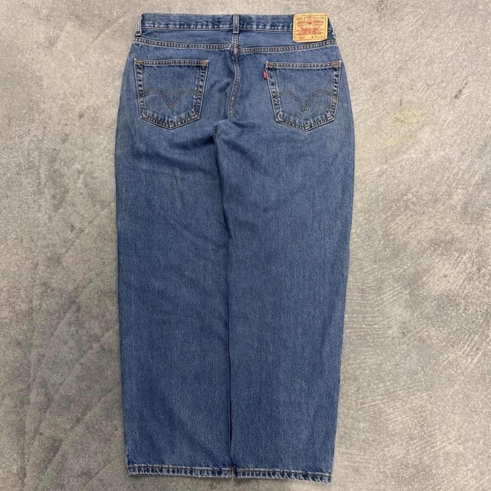 Vintage Men's Levi 550 Jeans Baggy Medium Wash Blue Distressed Cotton 36x30